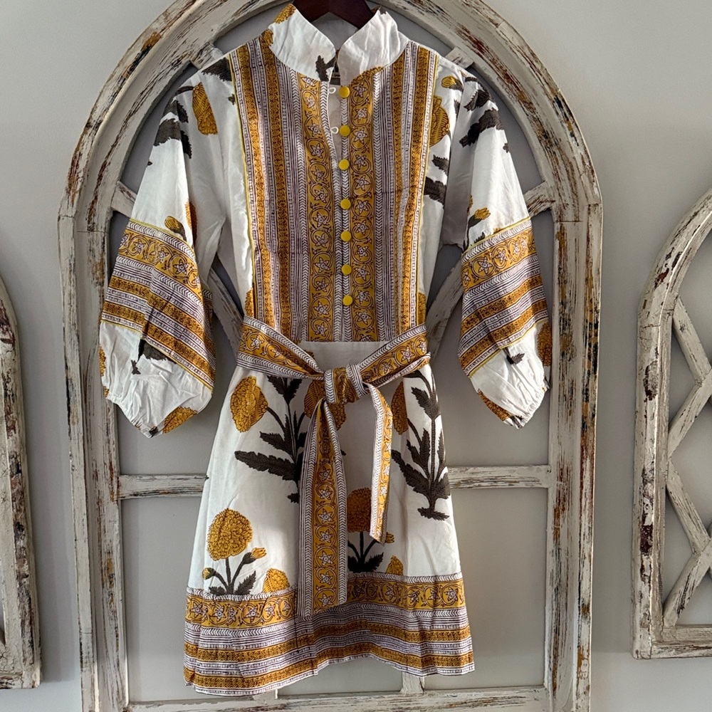 SLV Yellow and White Patterned Dress- Size 4/6- NWT